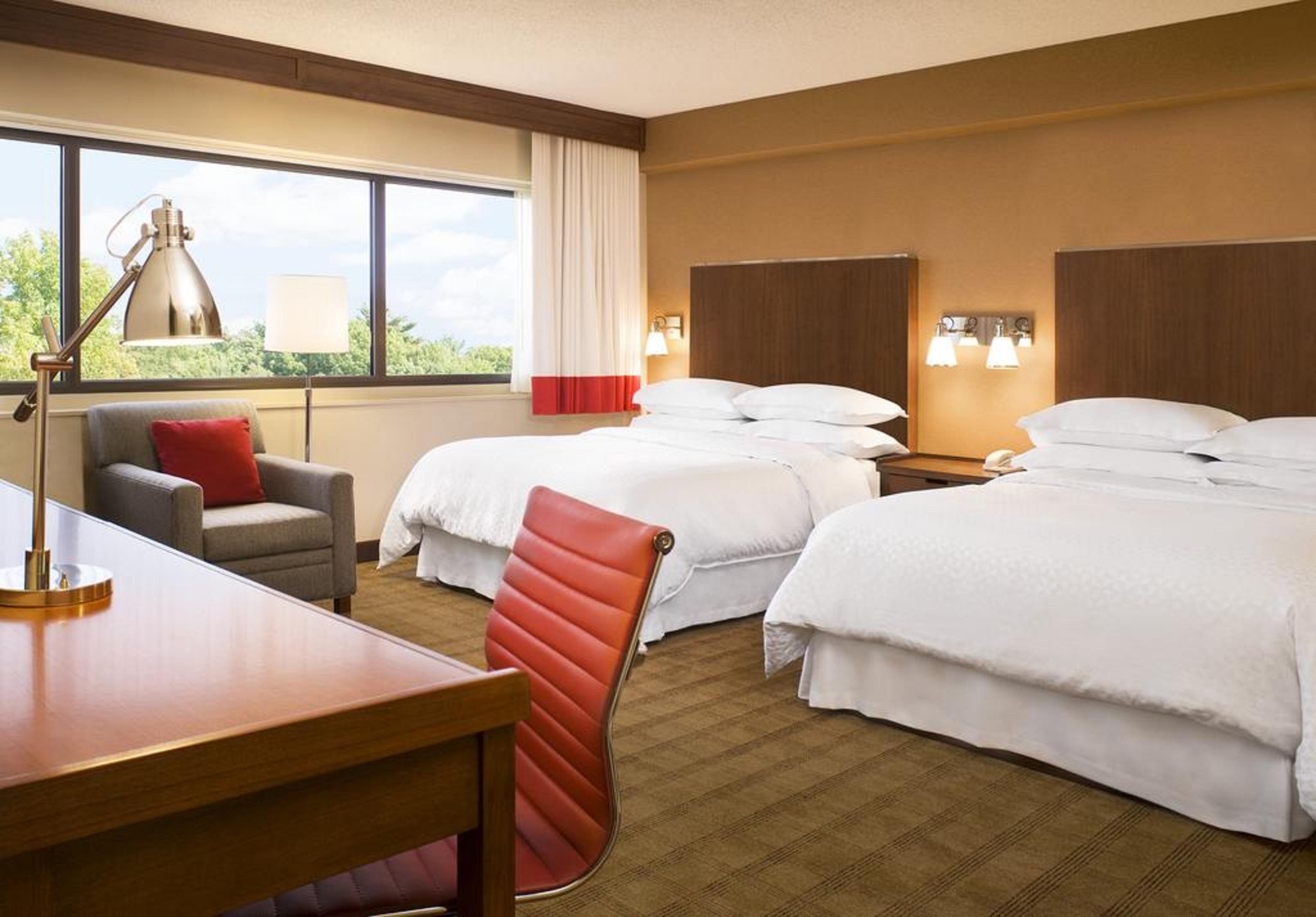 Four Points By Sheraton Cleveland Airport Екстериор снимка