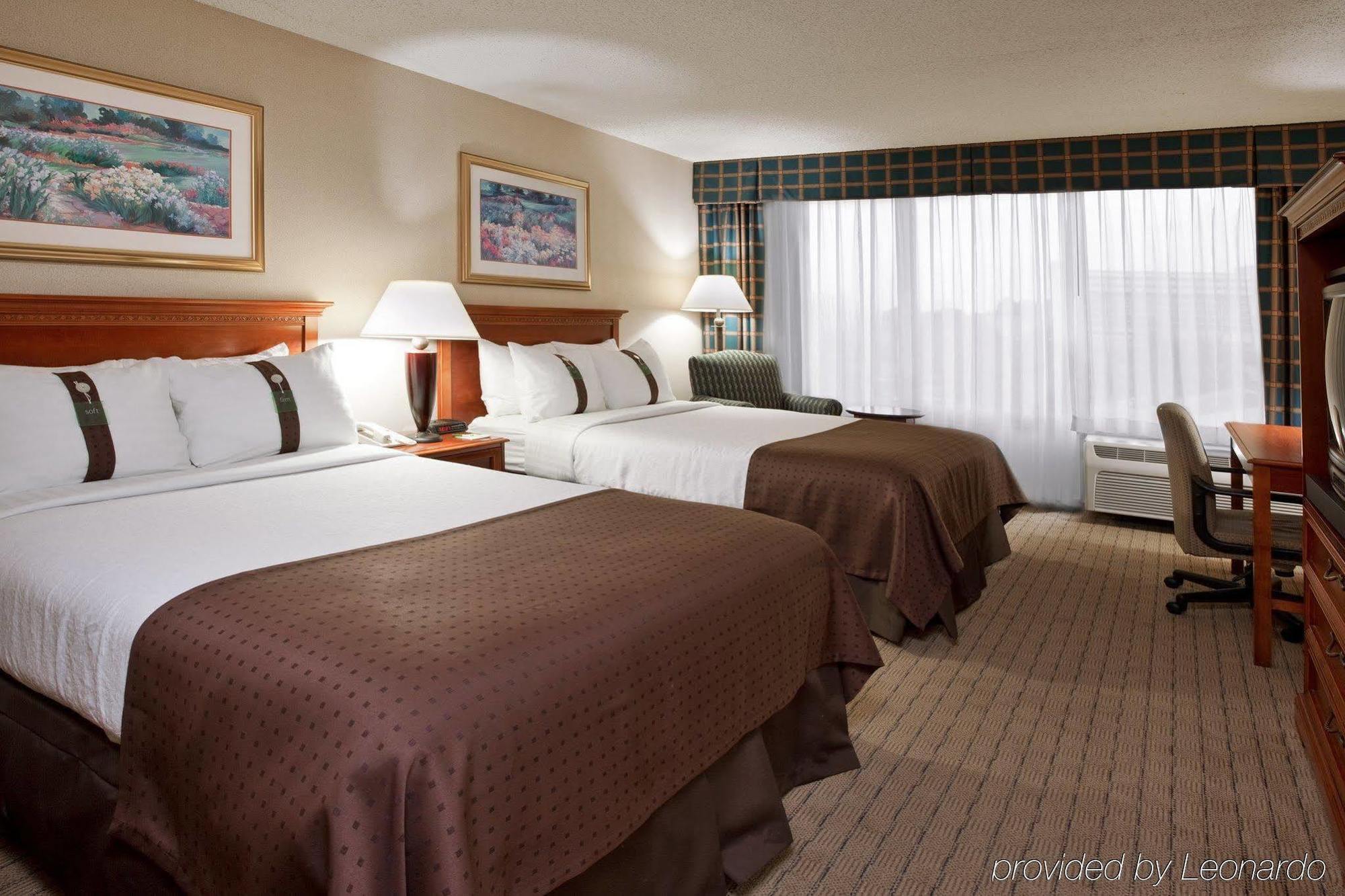 Four Points By Sheraton Cleveland Airport Екстериор снимка